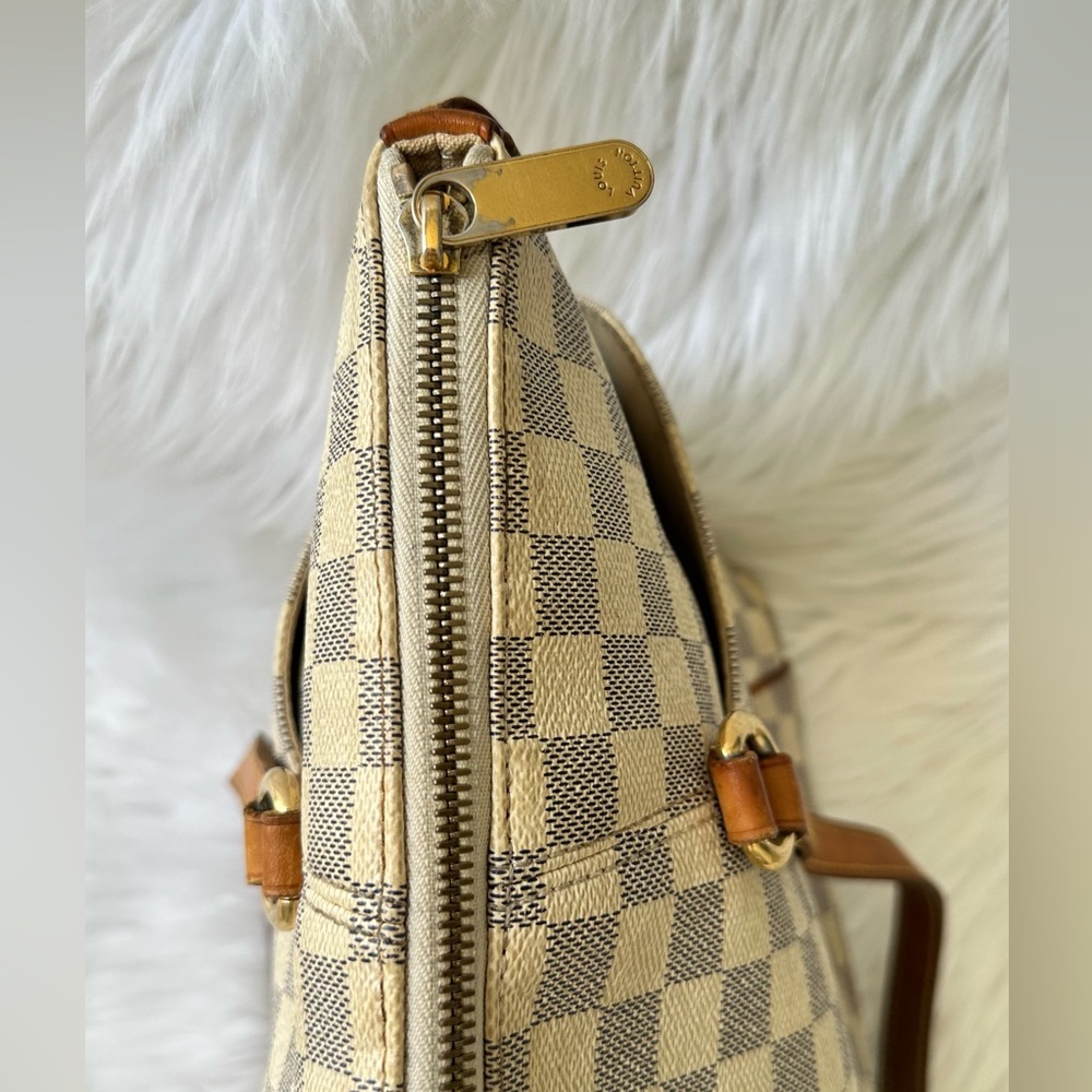 Louis Vuitton Damier Azur totally MM tote bag - Picture 6 of 14